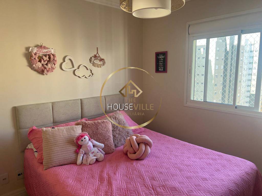 Apartamento à venda com 3 quartos, 196m² - Foto 23