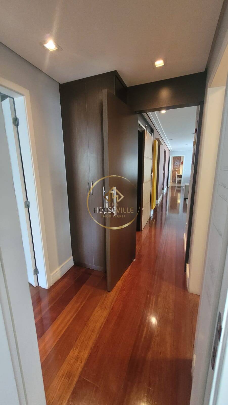 Apartamento, 3 quartos, 196 m² - Foto 13