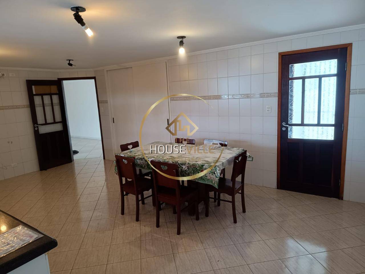 Casa, 3 quartos, 220 m² - Foto 4