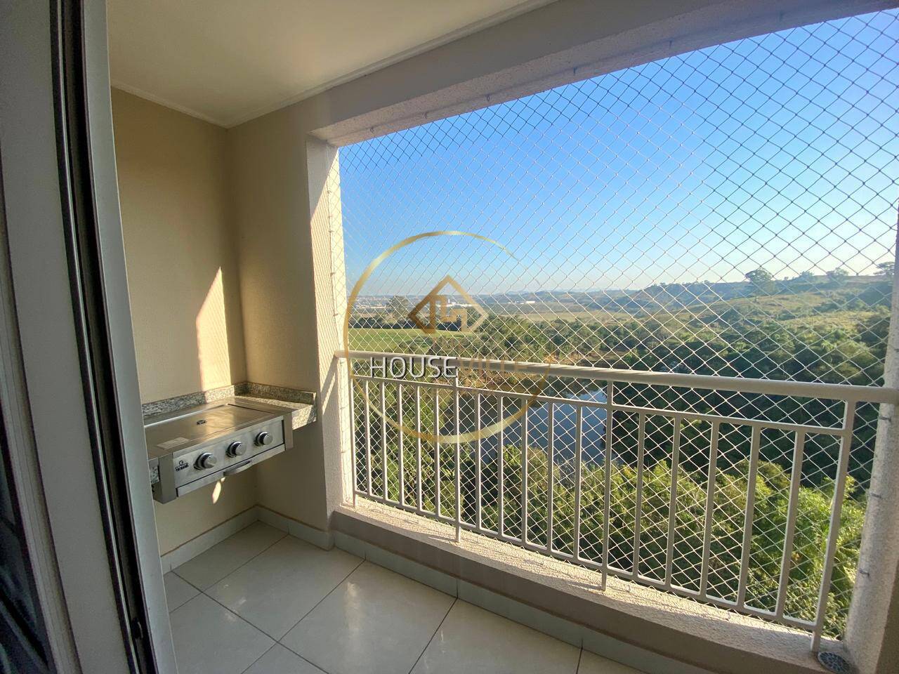 Apartamento à venda com 2 quartos, 62m² - Foto 1