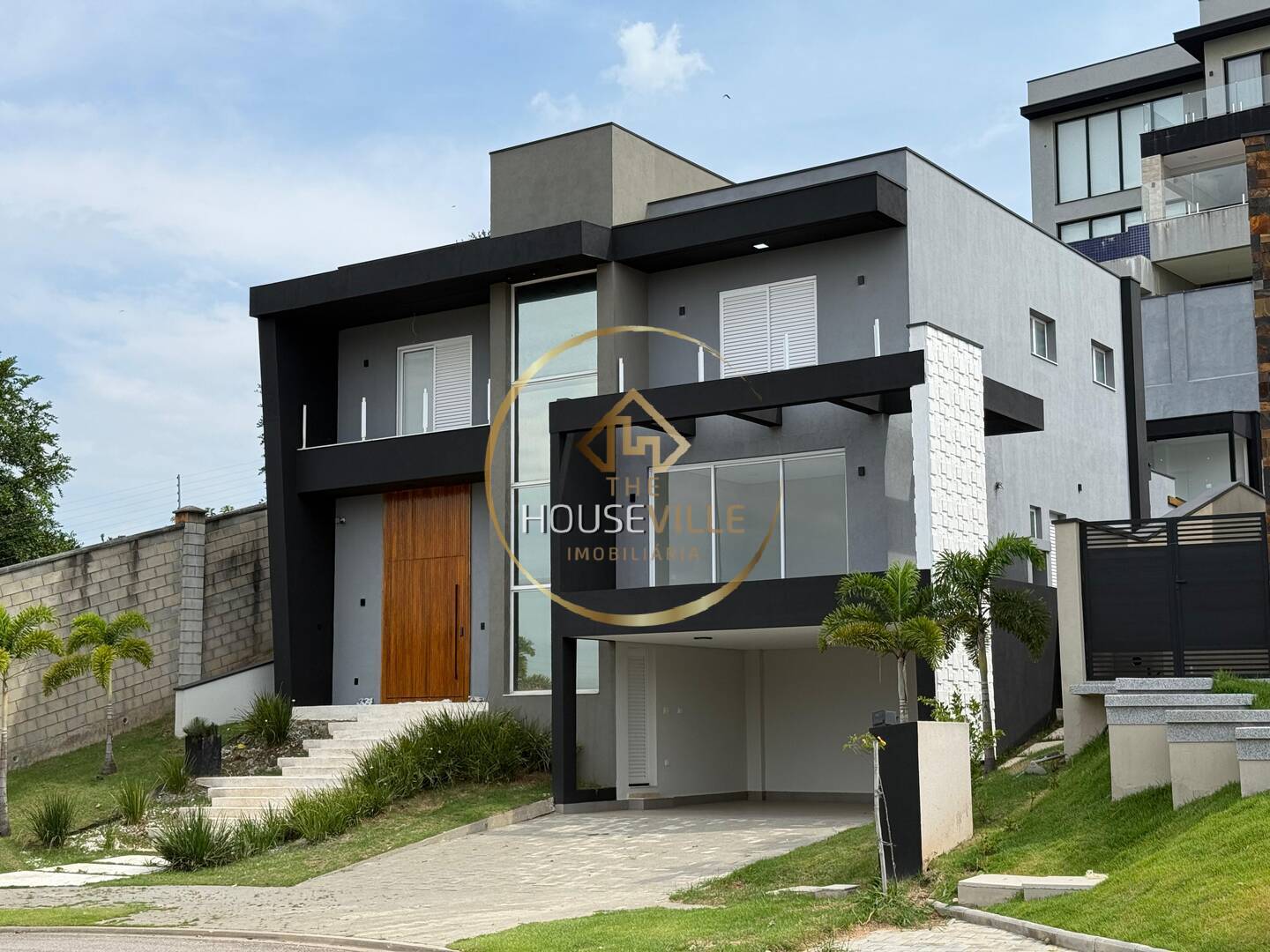Casa de Condomínio à venda com 3 quartos, 450m² - Foto 2