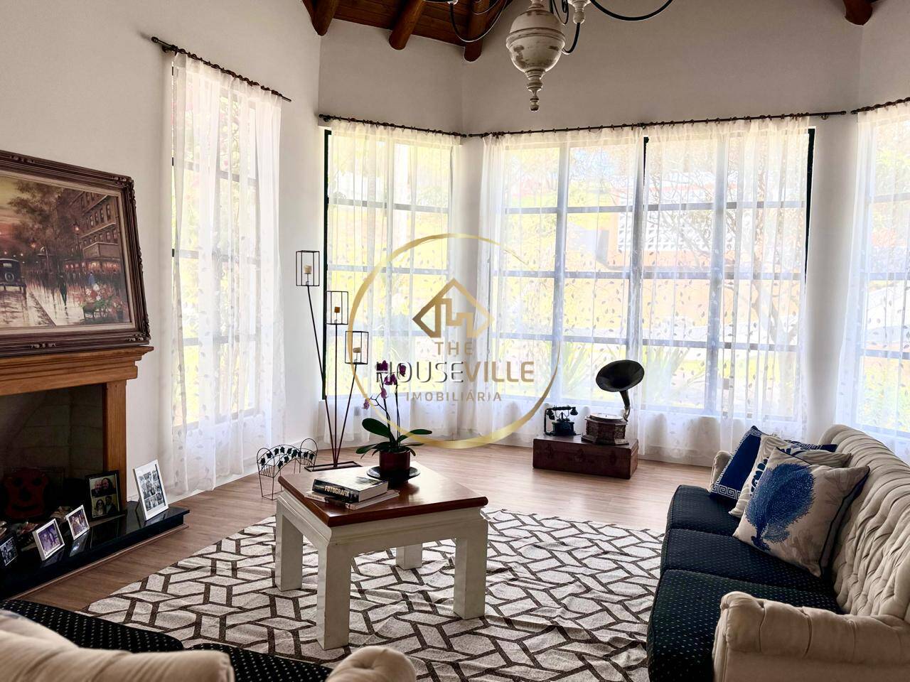 Casa de Condomínio à venda com 4 quartos, 530m² - Foto 2
