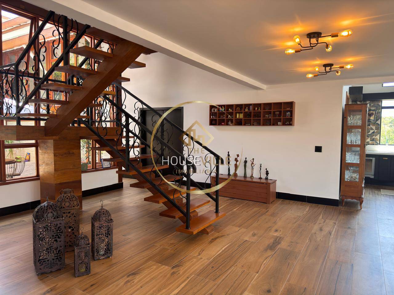 Casa de Condomínio à venda com 4 quartos, 530m² - Foto 4