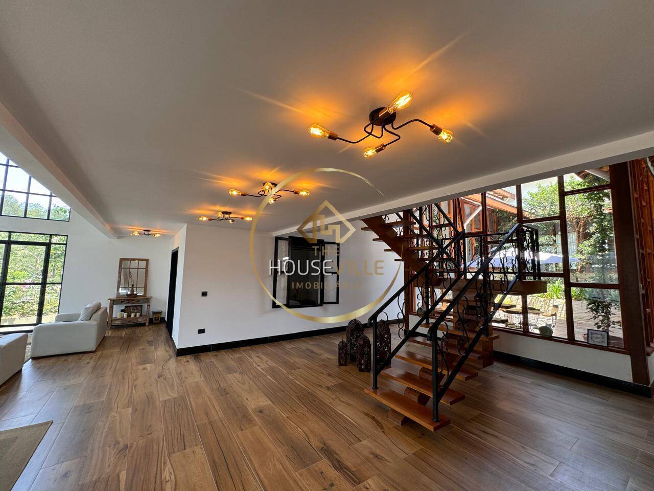 Casa de Condomínio à venda com 4 quartos, 530m² - Foto 3