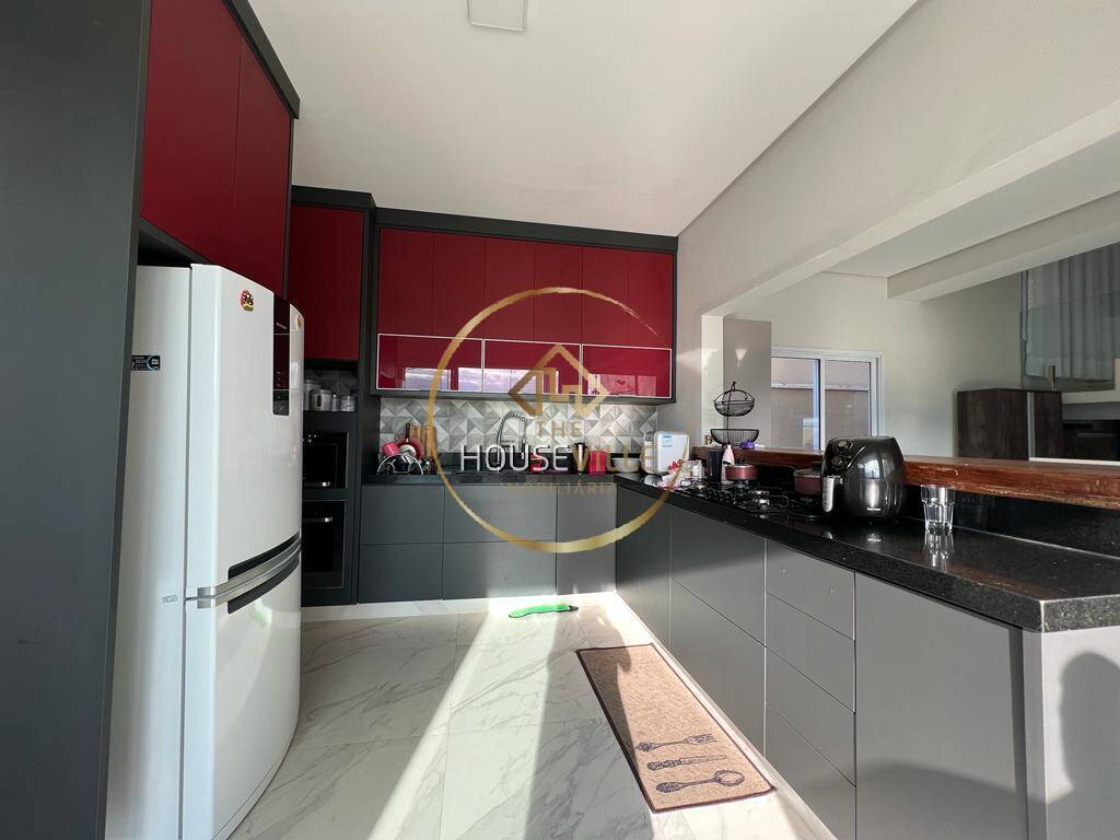 Casa de Condomínio à venda com 4 quartos, 320m² - Foto 11