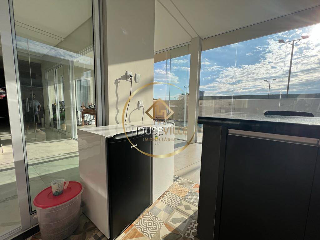 Casa de Condomínio à venda com 4 quartos, 320m² - Foto 14