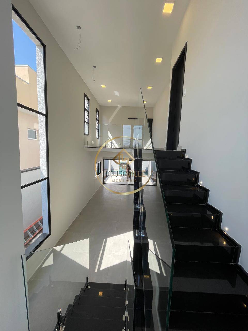 Casa de Condomínio à venda com 3 quartos, 220m² - Foto 13