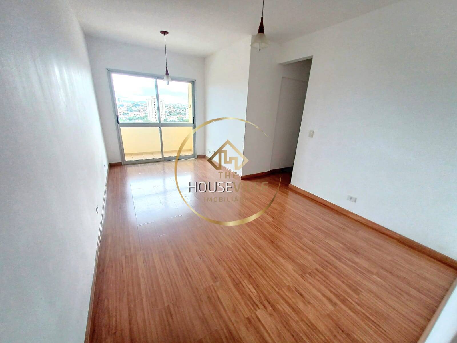 Apartamento à venda com 3 quartos, 65m² - Foto 1