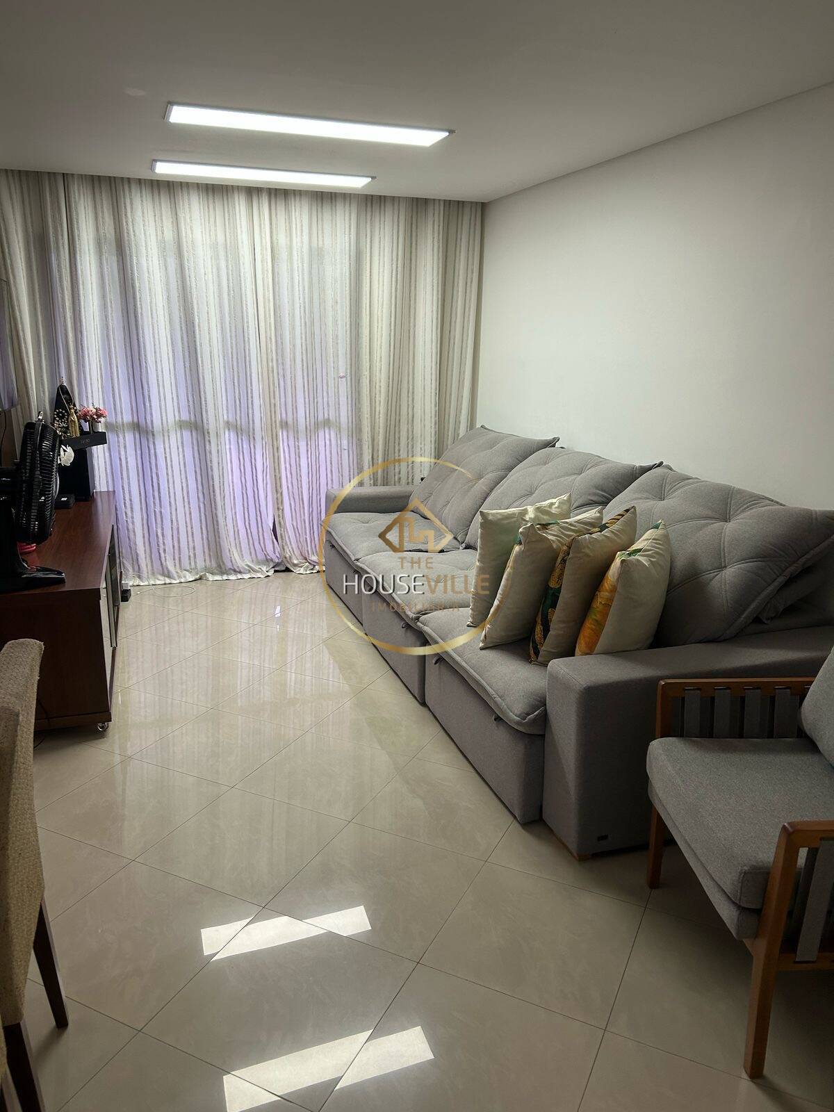 Apartamento à venda com 3 quartos, 98m² - Foto 4