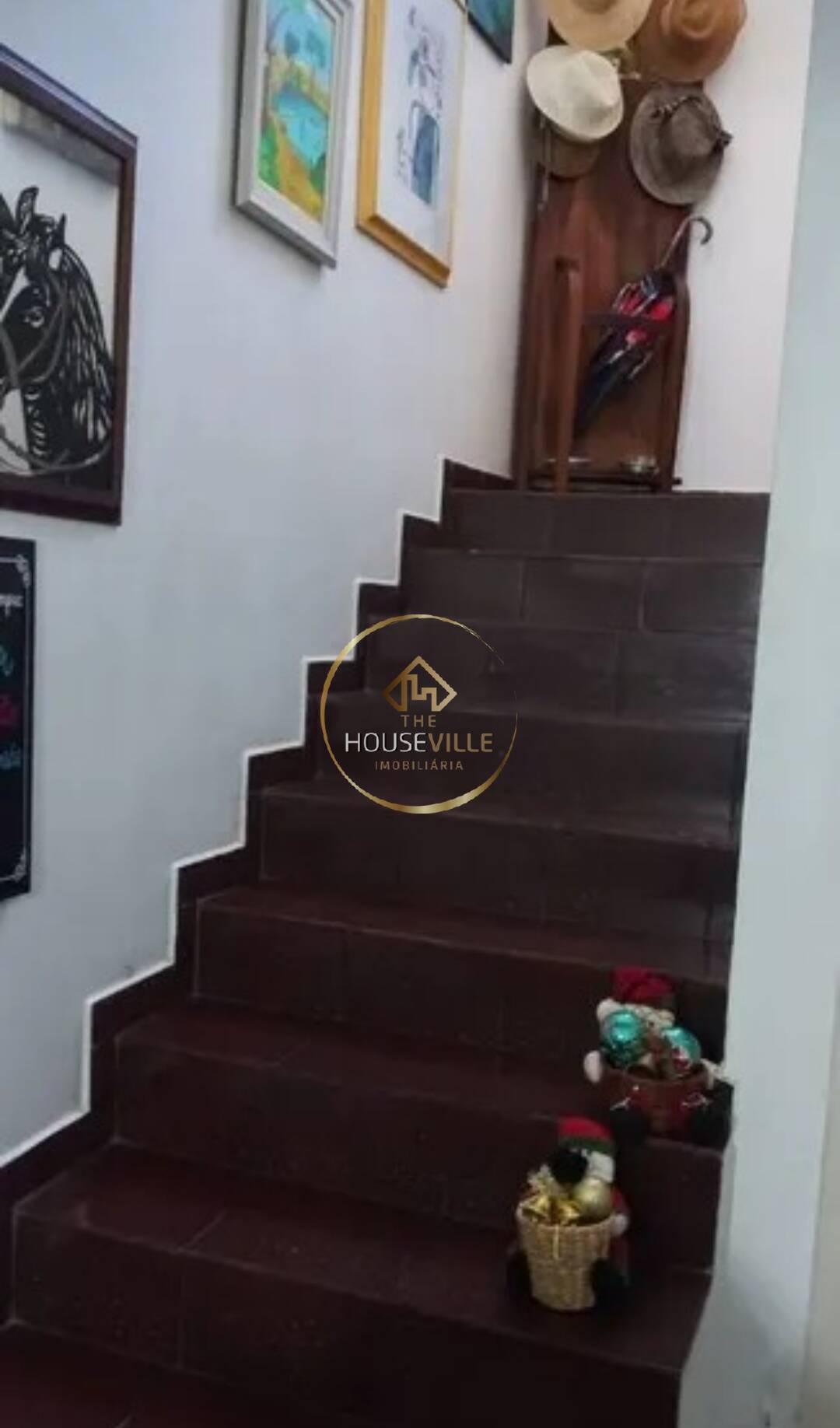 Casa à venda com 5 quartos, 250m² - Foto 8