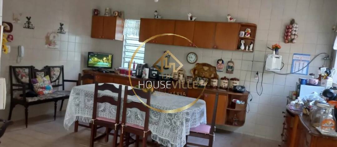 Casa à venda com 5 quartos, 250m² - Foto 6