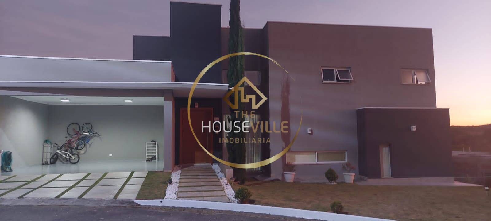 Casa à venda com 3 quartos, 300m² - Foto 2