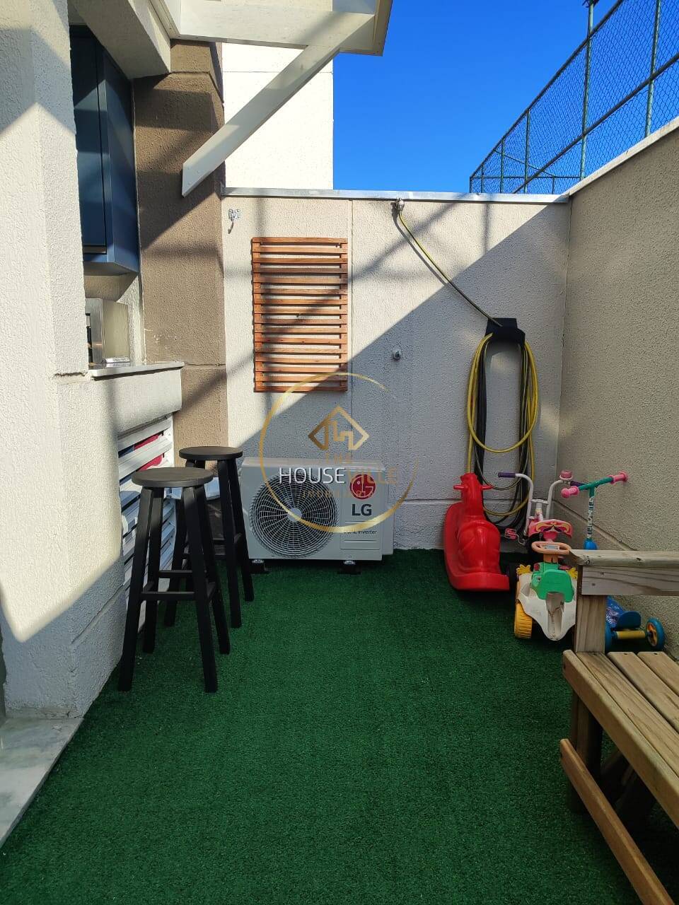 Apartamento à venda com 3 quartos, 76m² - Foto 19
