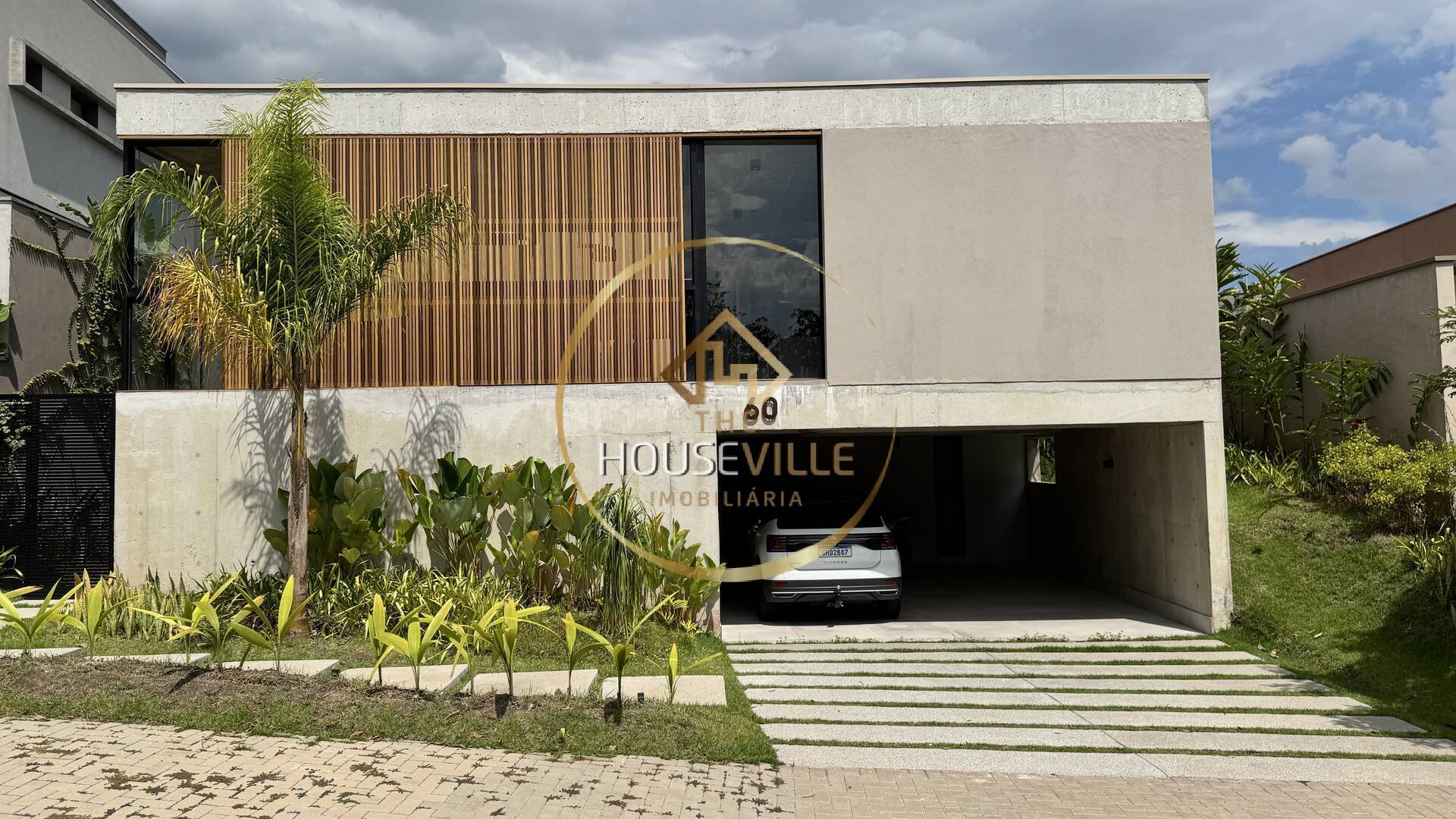 Casa de Condomínio à venda com 3 quartos, 428m² - Foto 1