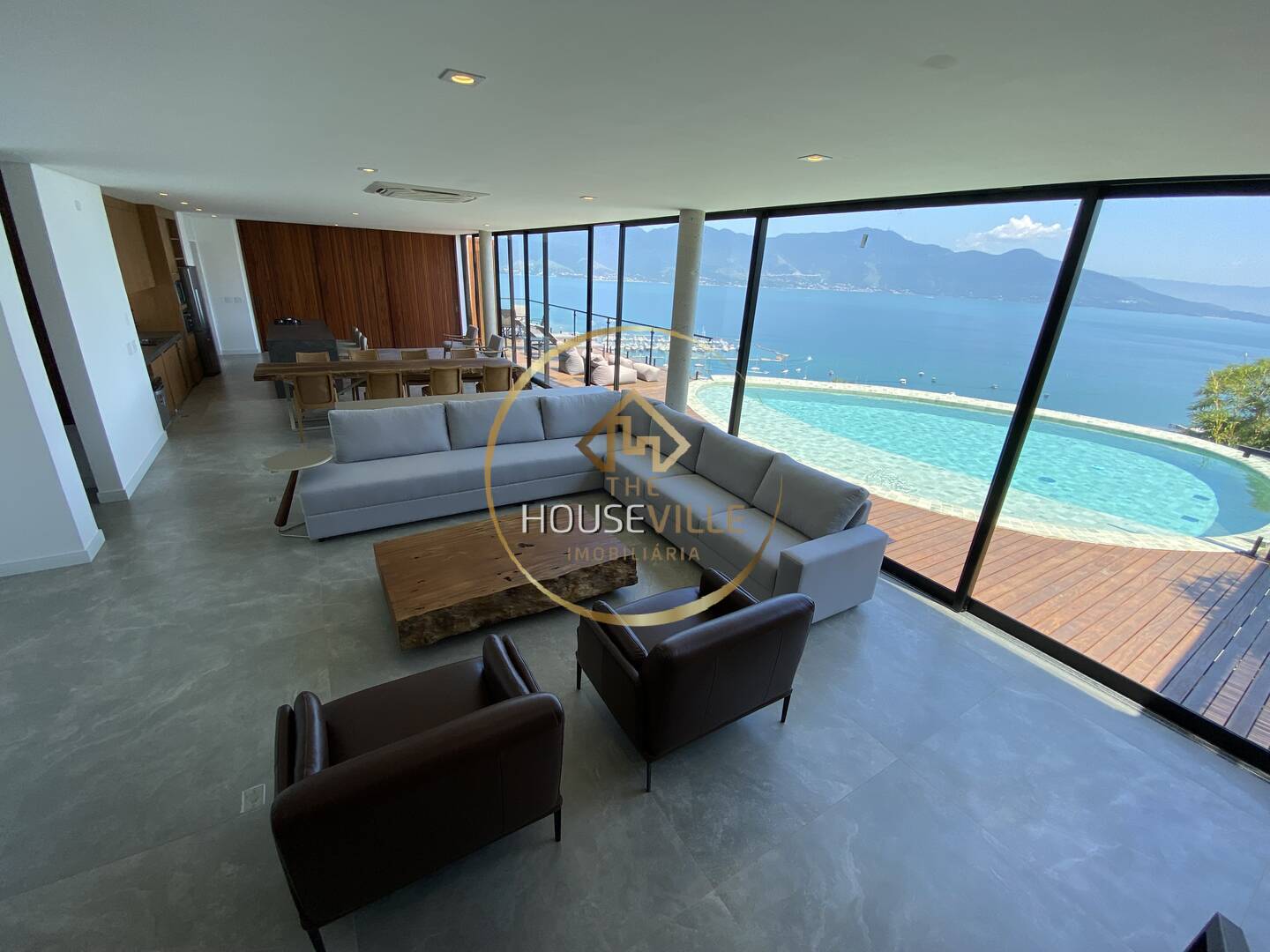 Casa de Condomínio à venda com 4 quartos, 497m² - Foto 1