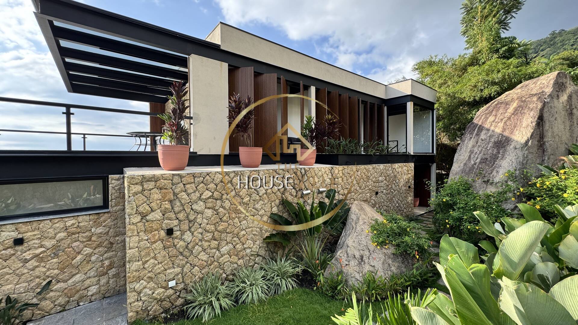 Casa de Condomínio à venda com 4 quartos, 497m² - Foto 42