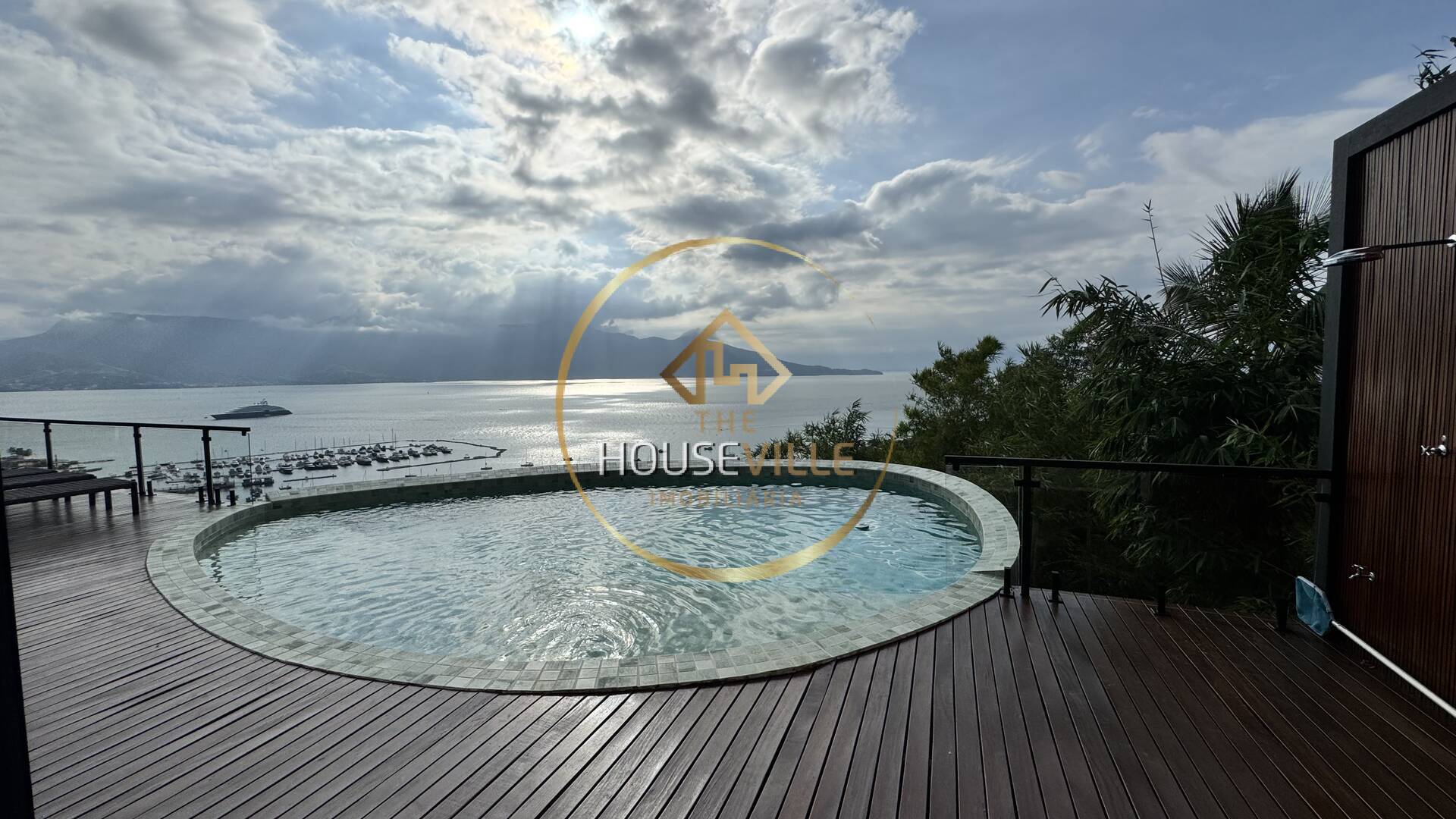 Casa de Condomínio à venda com 4 quartos, 497m² - Foto 50