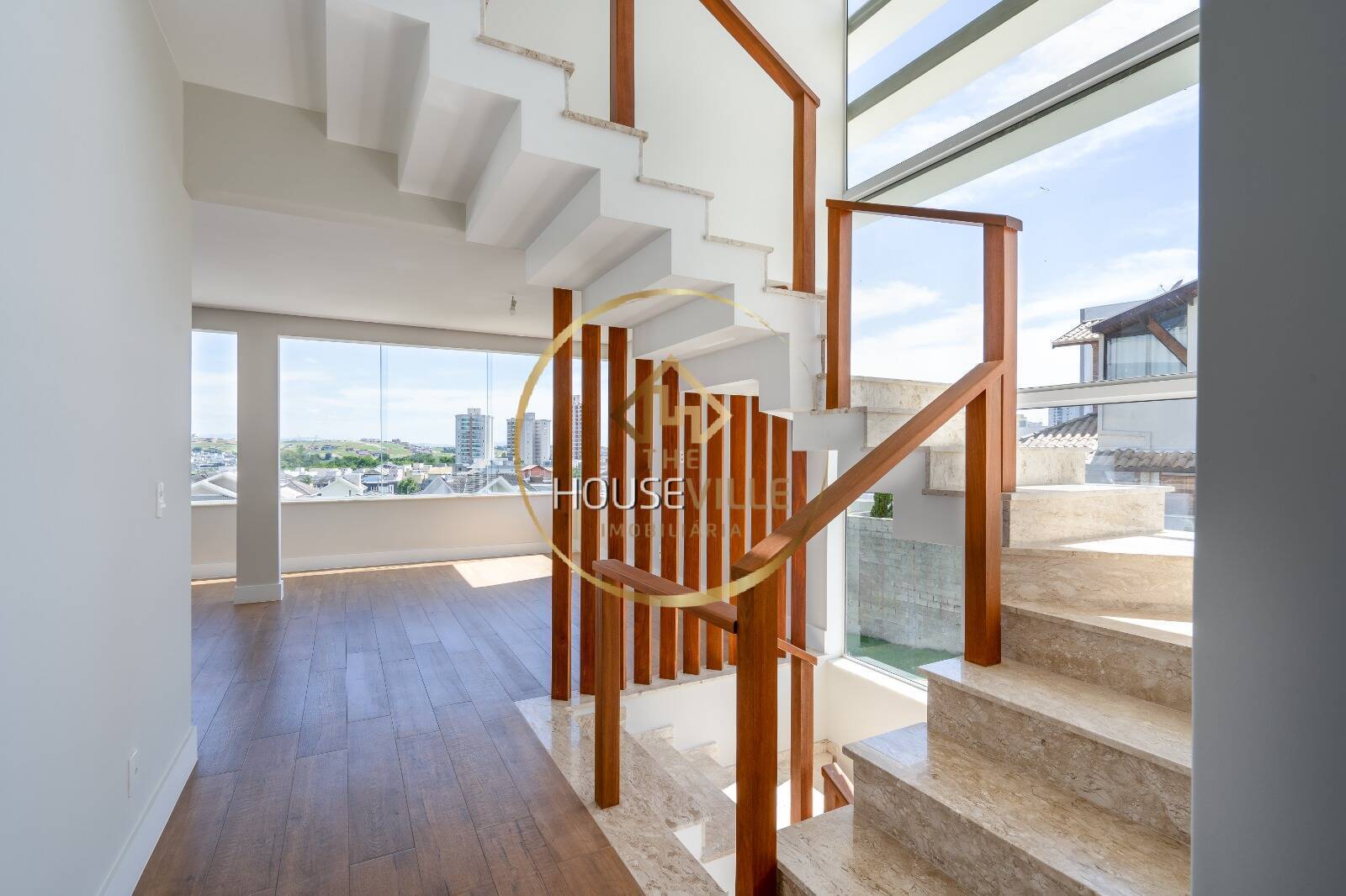Casa de Condomínio à venda com 3 quartos, 334m² - Foto 5