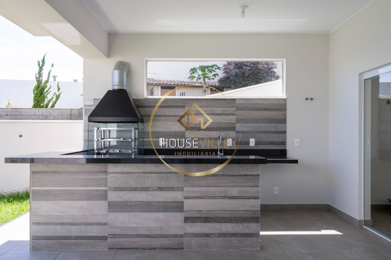 Casa de Condomínio à venda com 3 quartos, 334m² - Foto 3