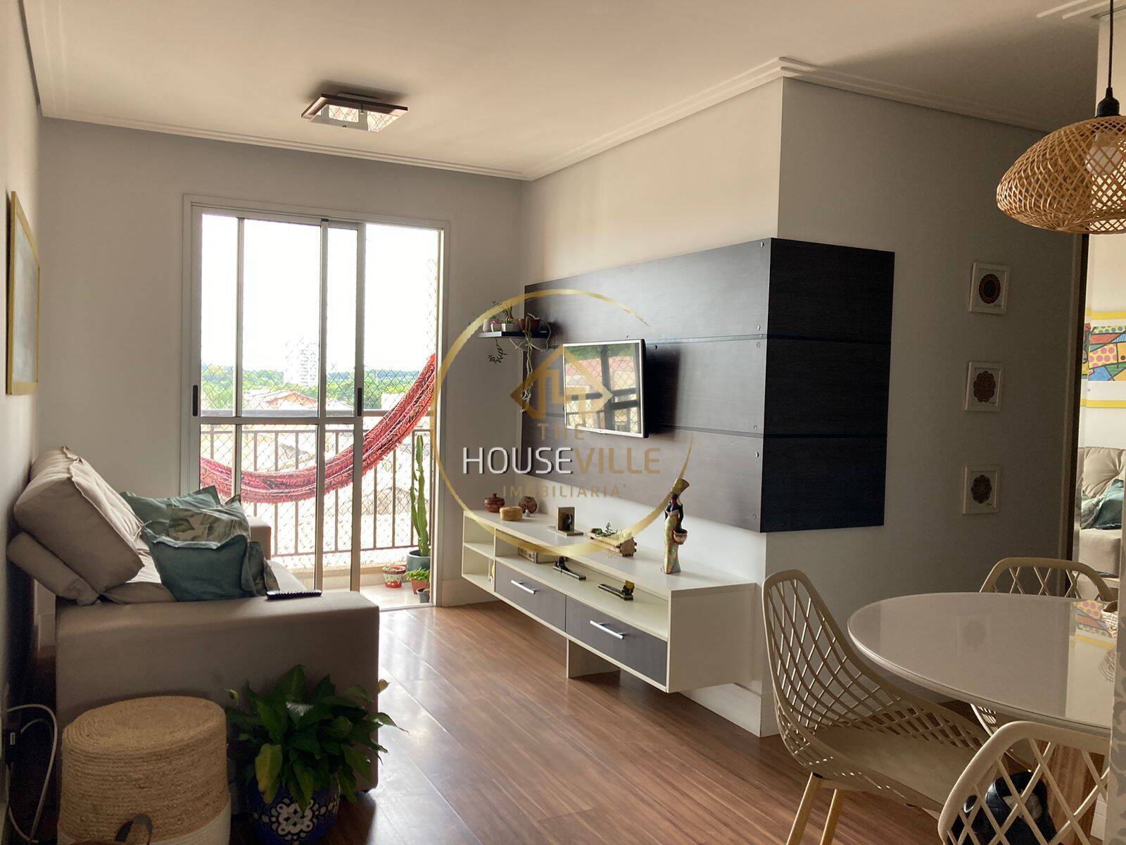 Apartamento à venda com 2 quartos, 55m² - Foto 1