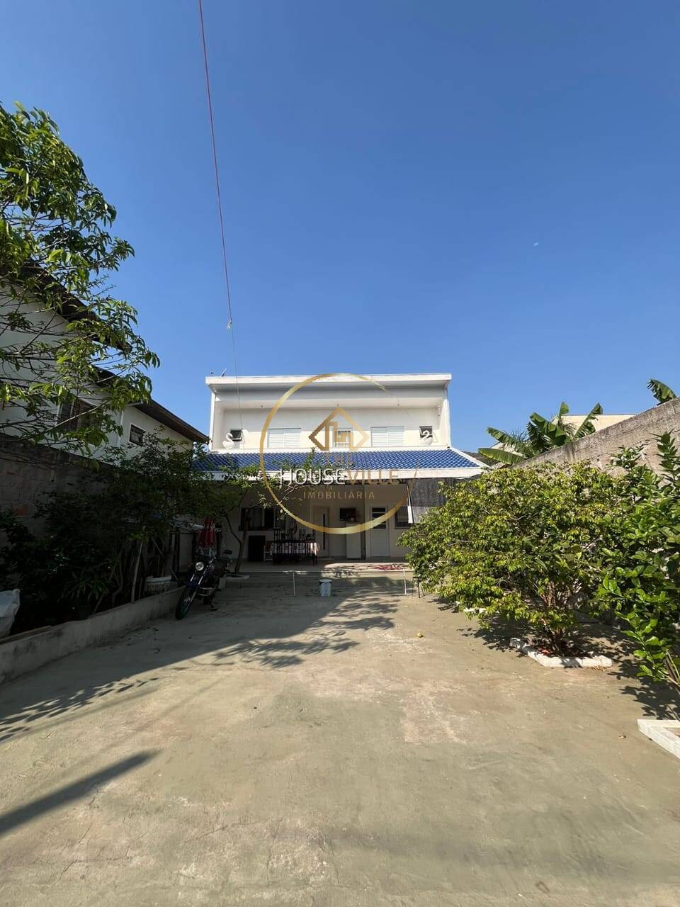 Casa à venda com 2 quartos, 150m² - Foto 2