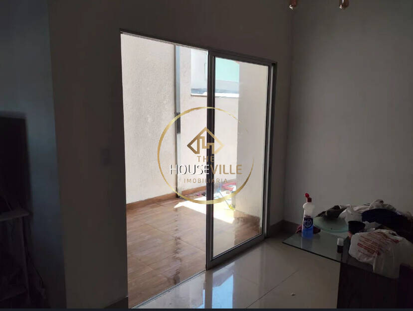 Casa à venda com 2 quartos, 70m² - Foto 9