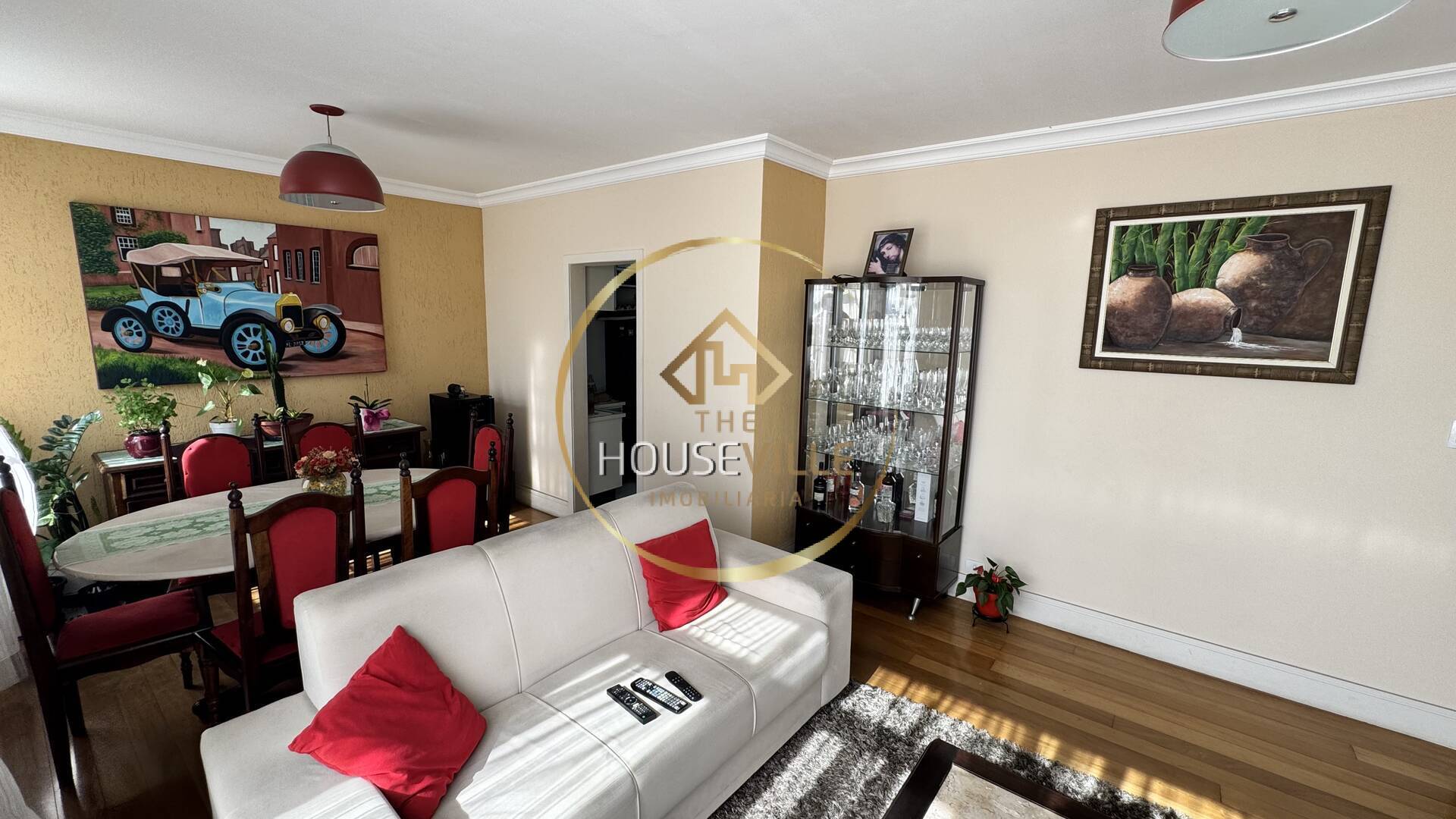 Apartamento à venda com 3 quartos, 125m² - Foto 3
