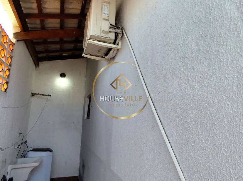 Casa à venda com 2 quartos, 70m² - Foto 26