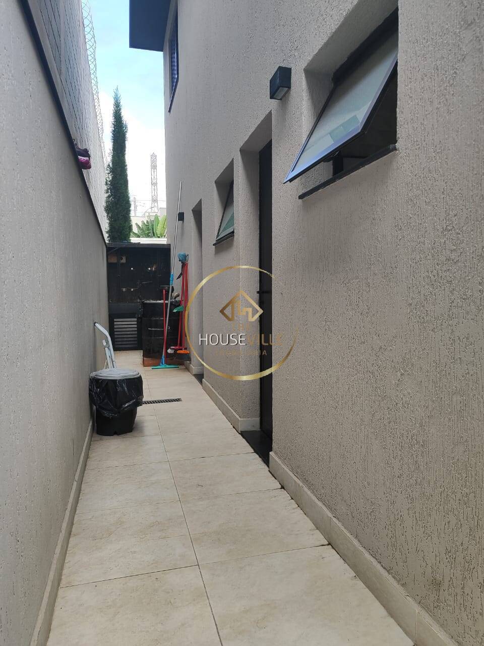 Casa à venda com 3 quartos, 272m² - Foto 25