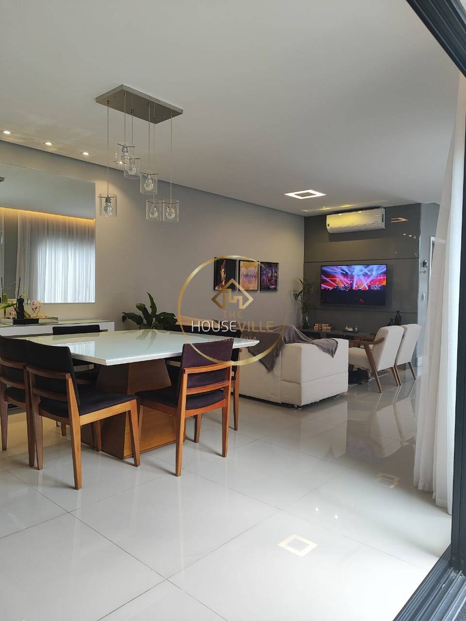 Casa à venda com 3 quartos, 272m² - Foto 2