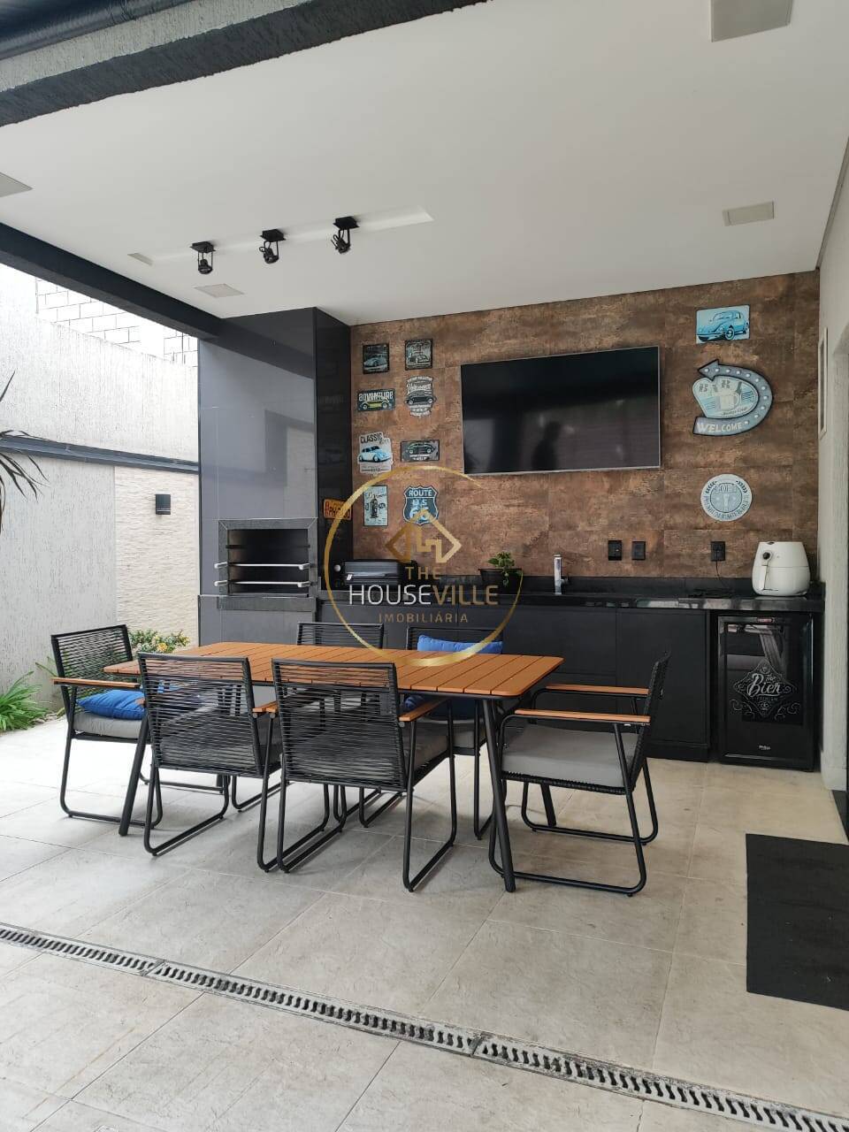 Casa à venda com 3 quartos, 272m² - Foto 5