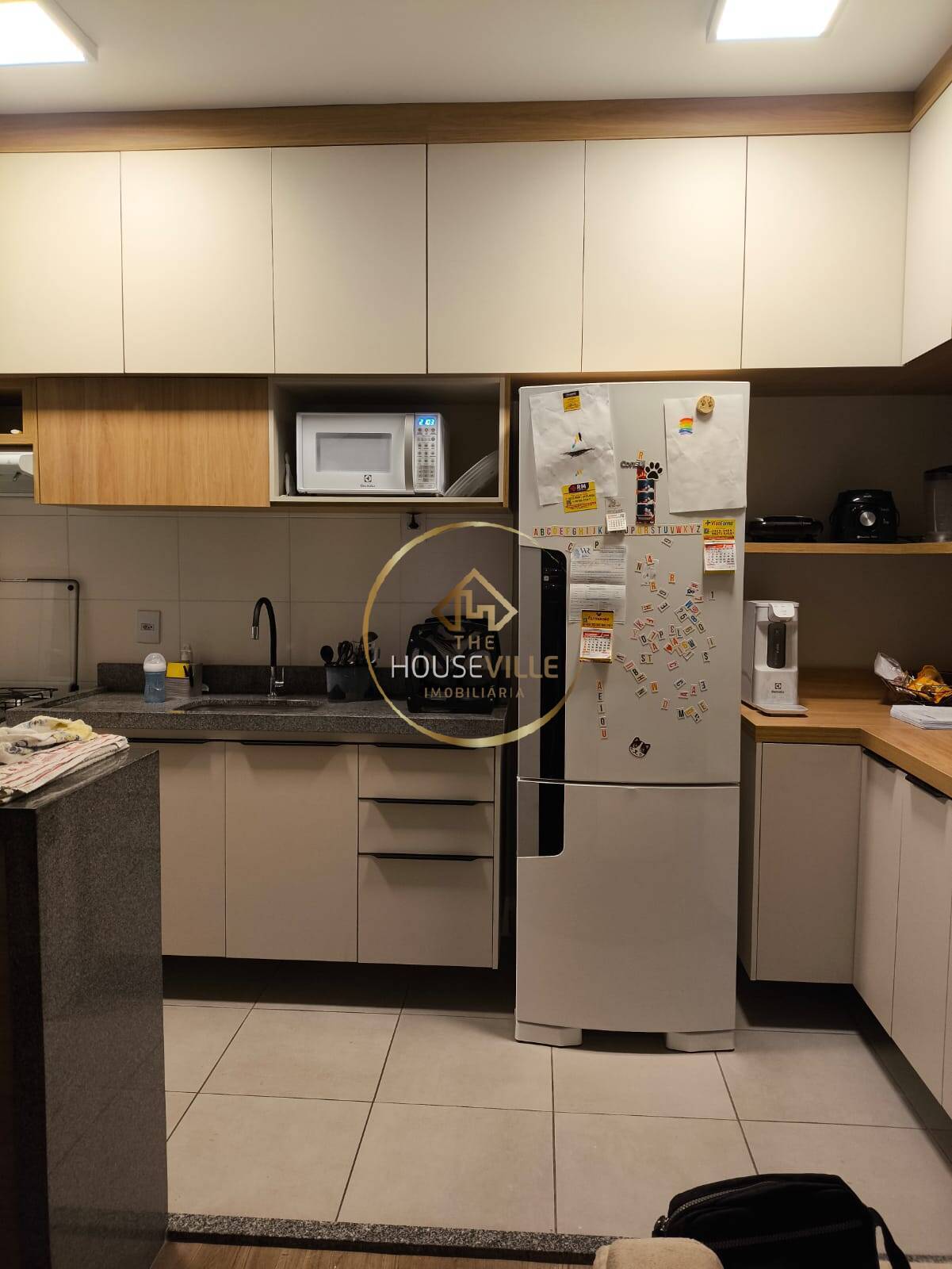 Apartamento à venda com 3 quartos, 70m² - Foto 1