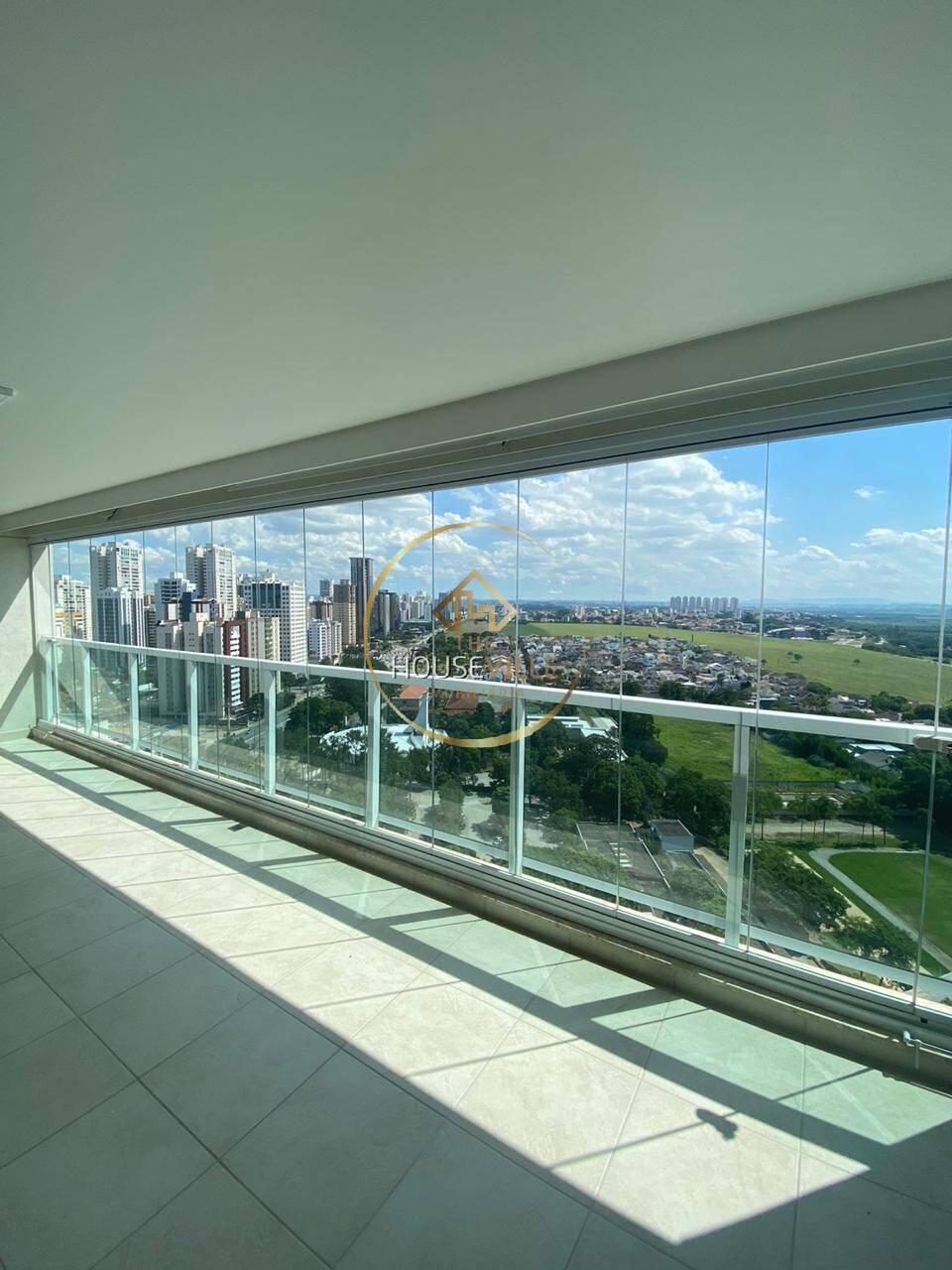 Apartamento, 4 quartos, 245 m² - Foto 2