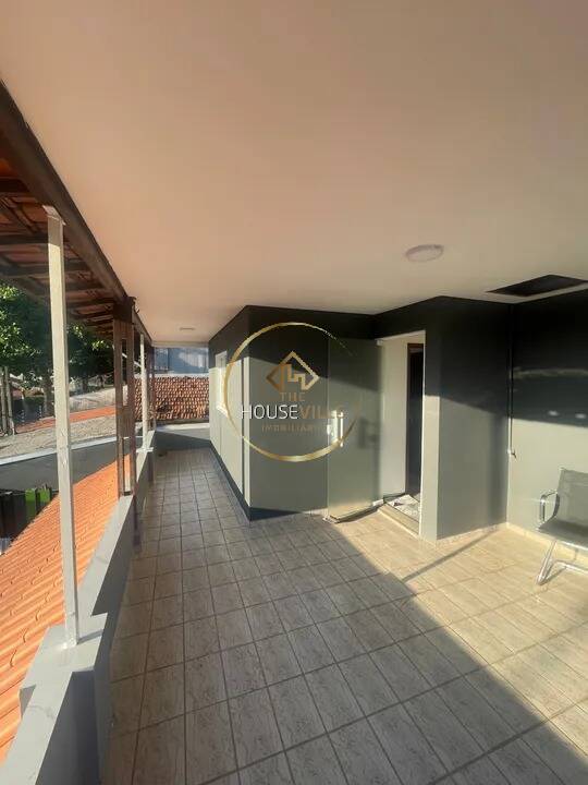 Casa à venda com 3 quartos, 139m² - Foto 3