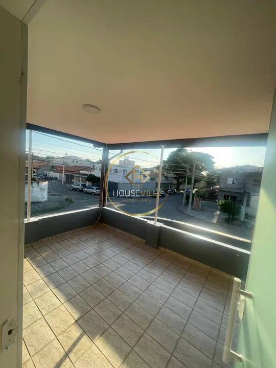 Casa à venda com 3 quartos, 139m² - Foto 4