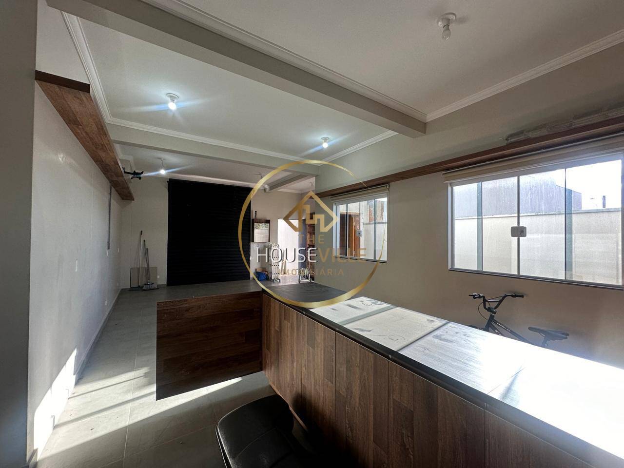 Casa à venda com 2 quartos, 169m² - Foto 8