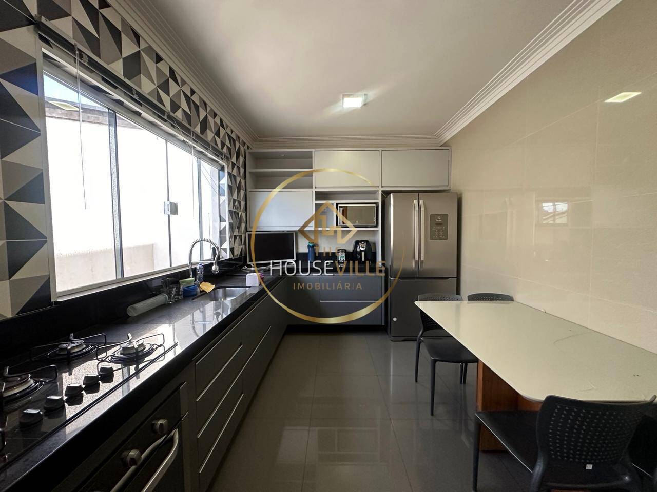 Casa à venda com 2 quartos, 169m² - Foto 51