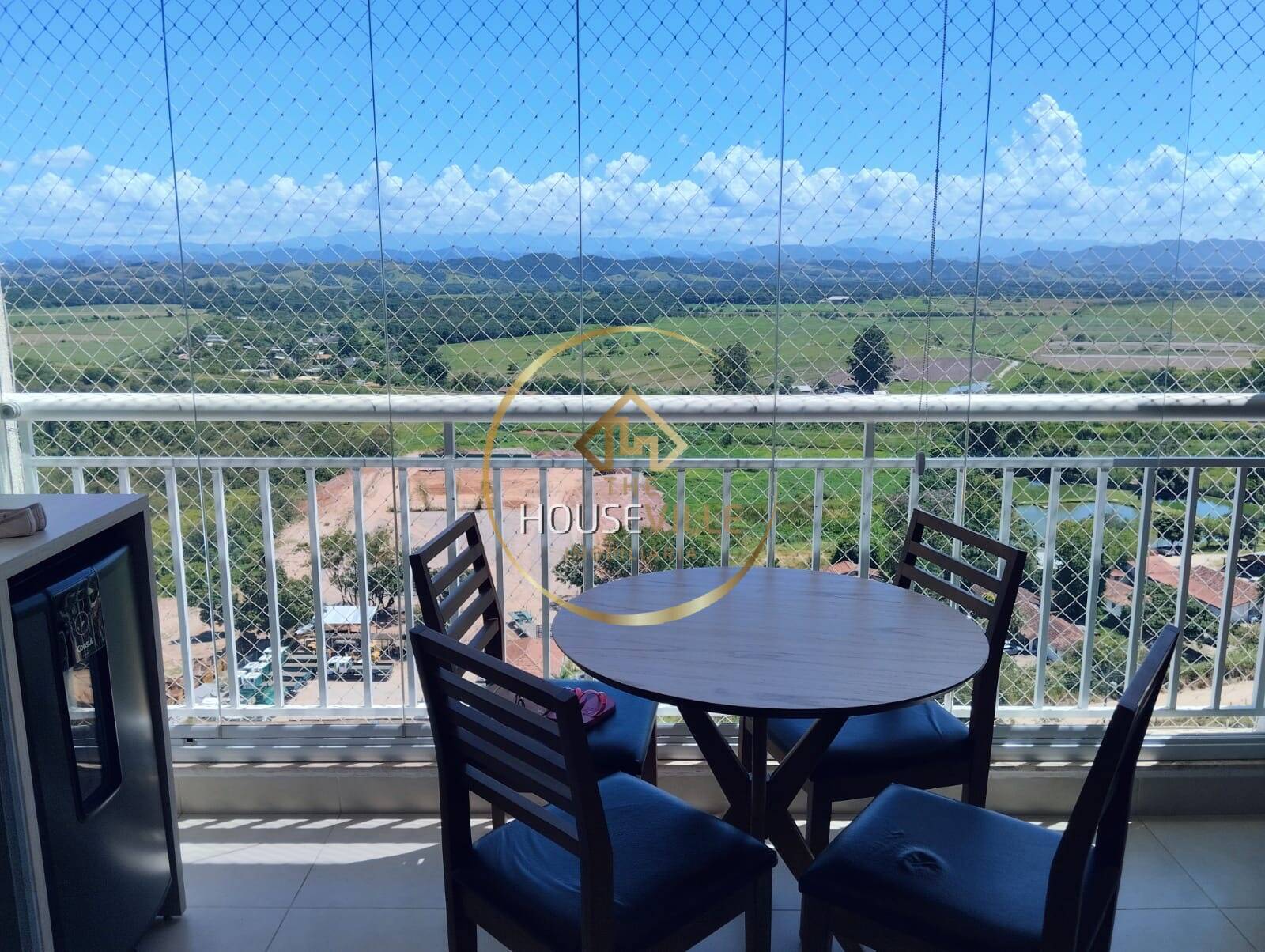 Apartamento à venda com 3 quartos, 99m² - Foto 1