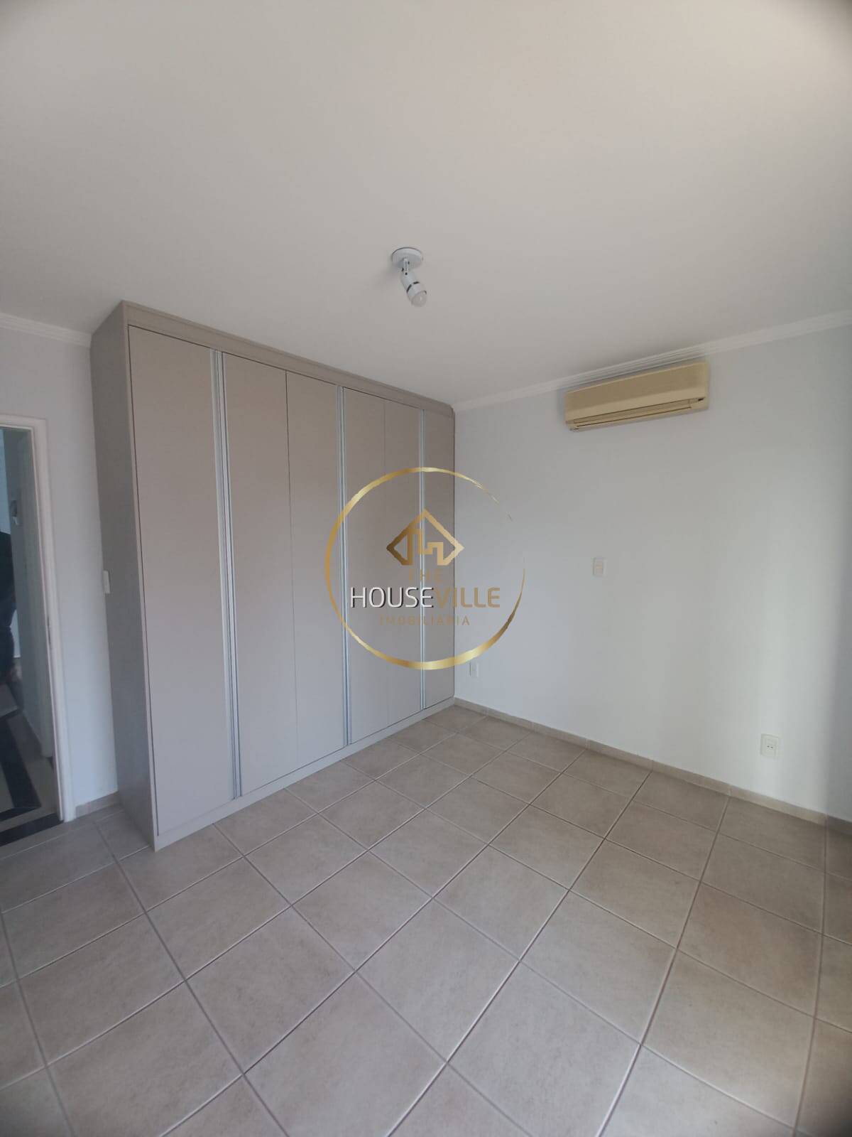 Casa à venda com 4 quartos, 320m² - Foto 28