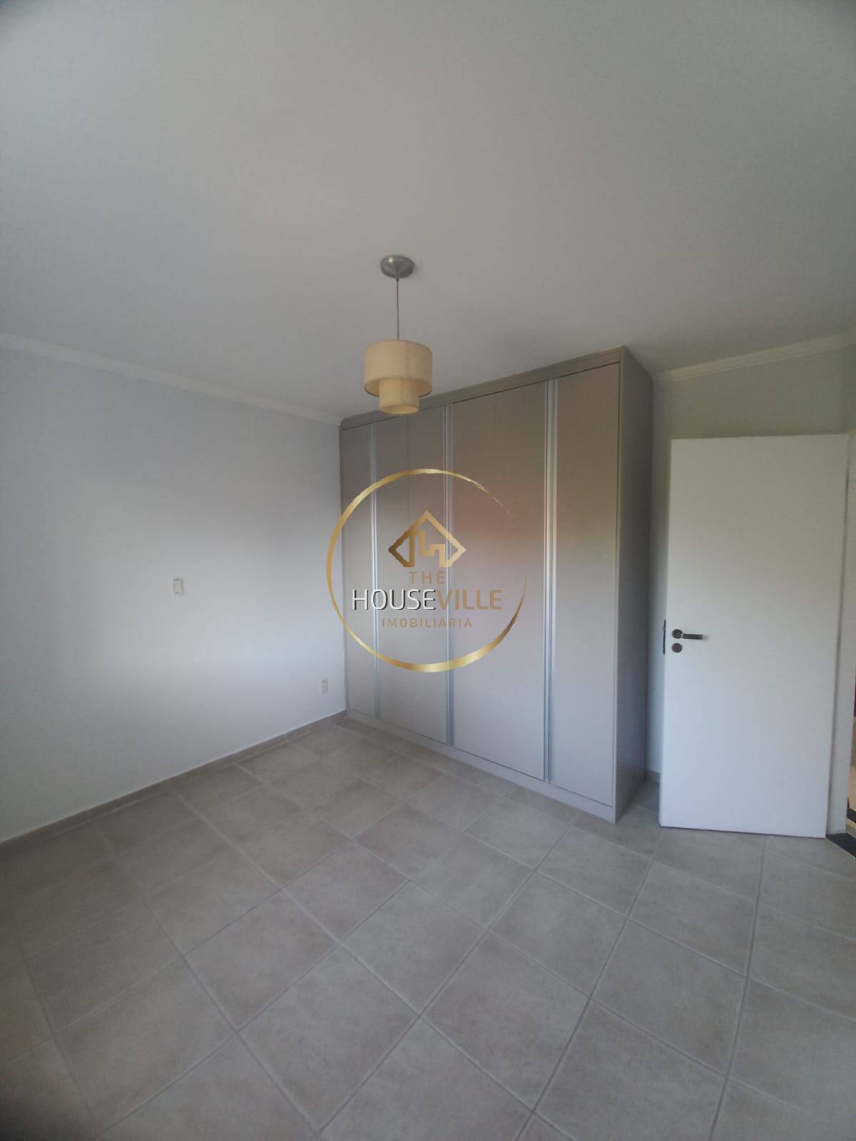 Casa à venda com 4 quartos, 320m² - Foto 27