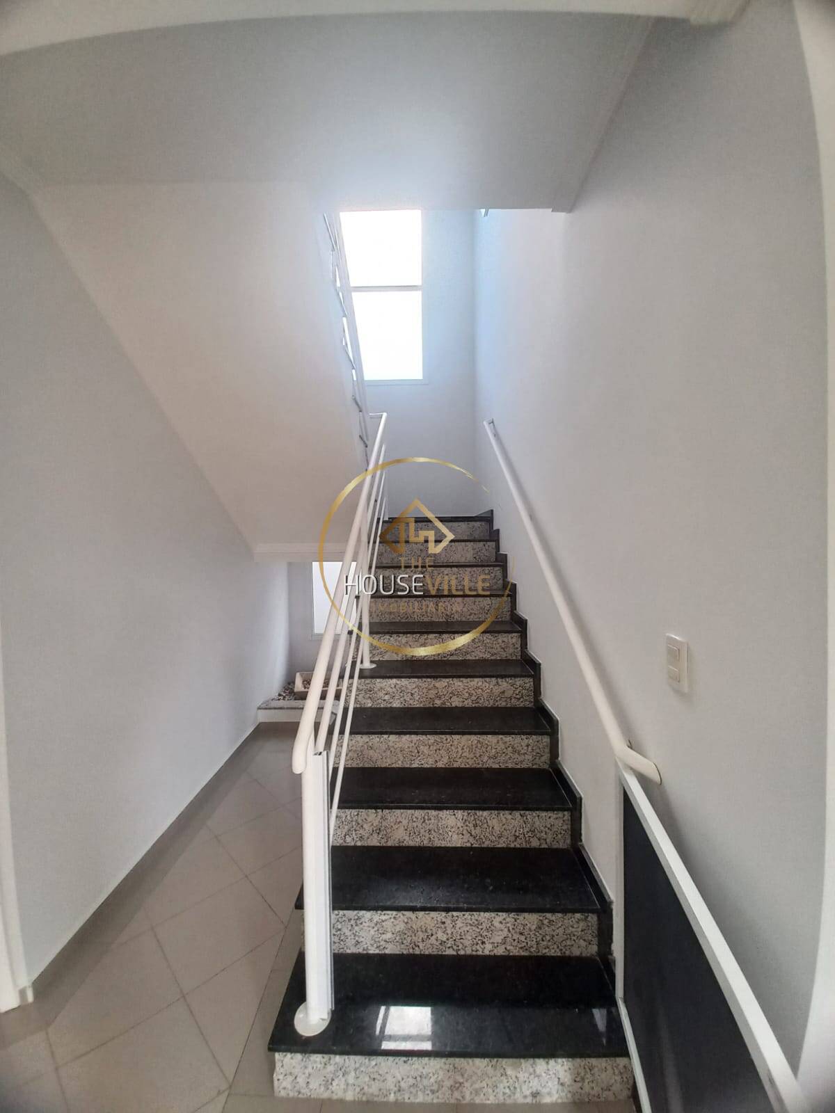 Casa à venda com 4 quartos, 320m² - Foto 38