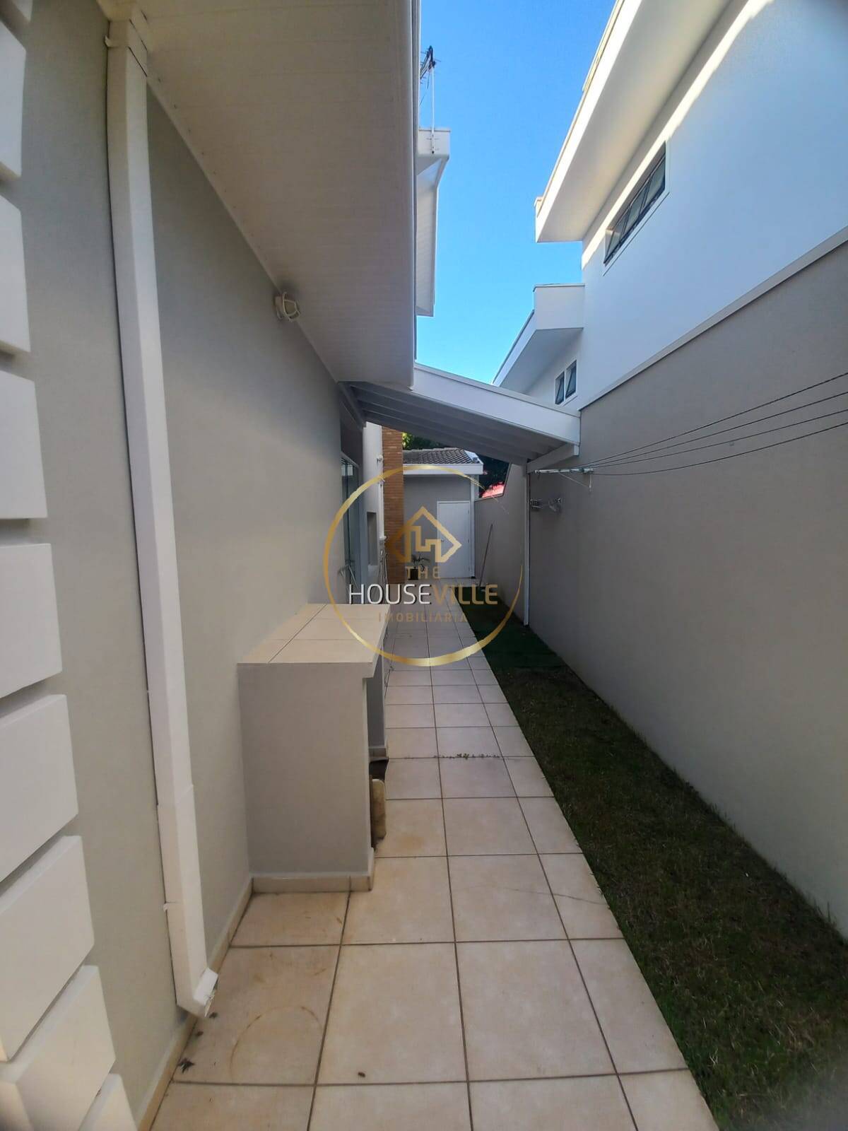 Casa à venda com 4 quartos, 320m² - Foto 42