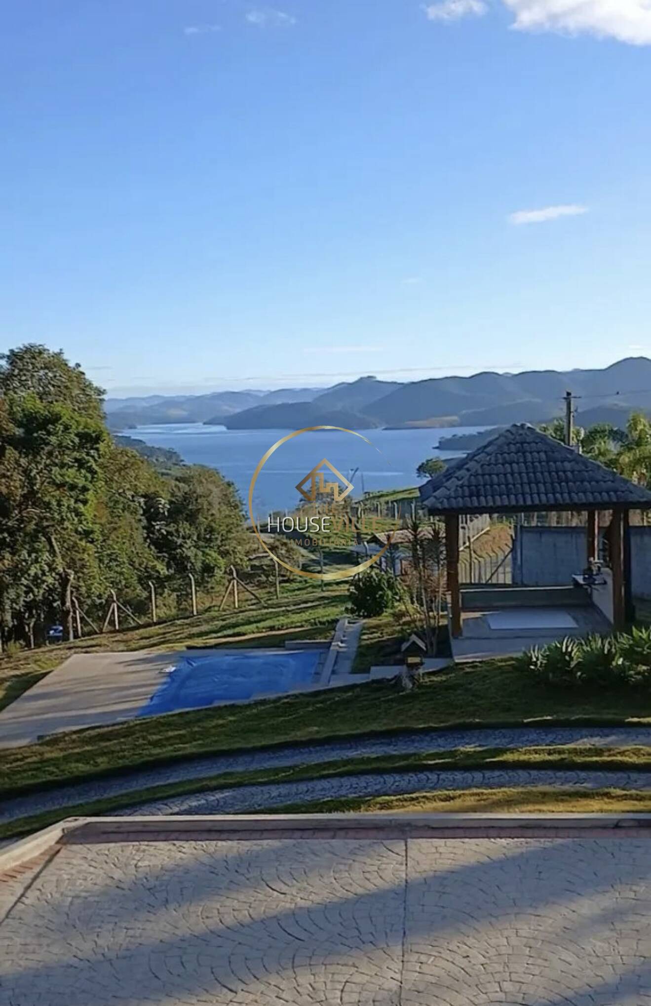 Sobrado à venda com 3 quartos, 360m² - Foto 2
