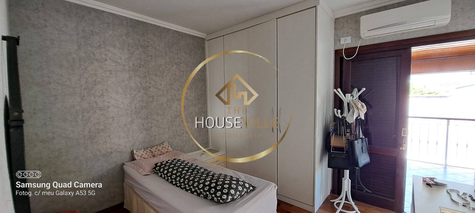 Casa de Condomínio à venda com 4 quartos, 207m² - Foto 12