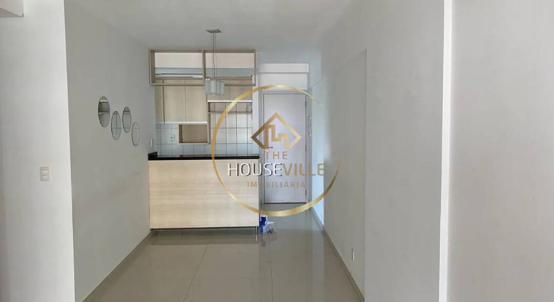Apartamento à venda com 3 quartos, 80m² - Foto 2