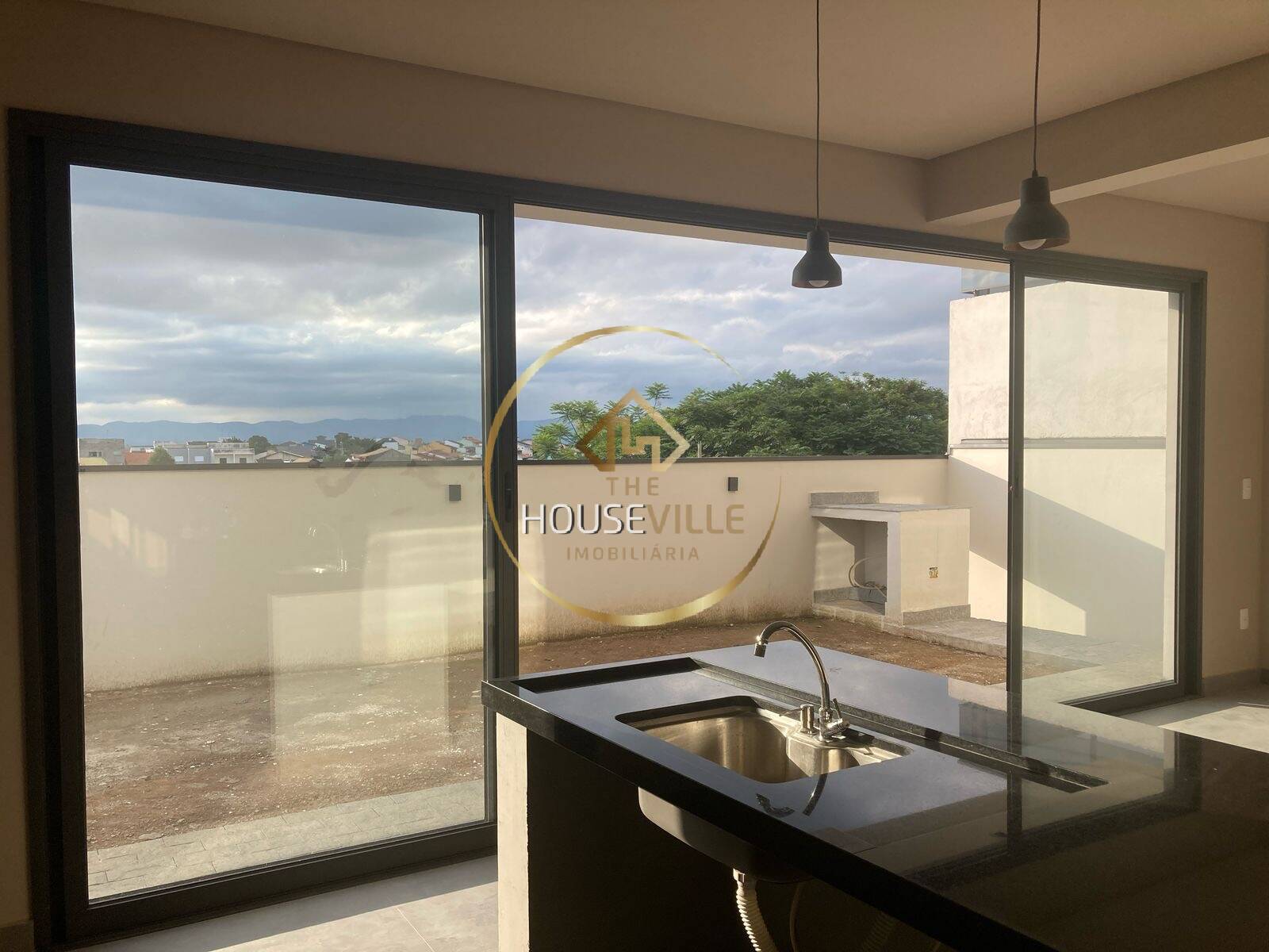 Casa de Condomínio à venda com 3 quartos, 220m² - Foto 15