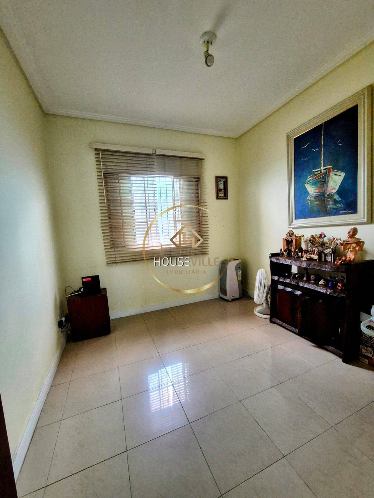 Casa à venda com 4 quartos, 199m² - Foto 9