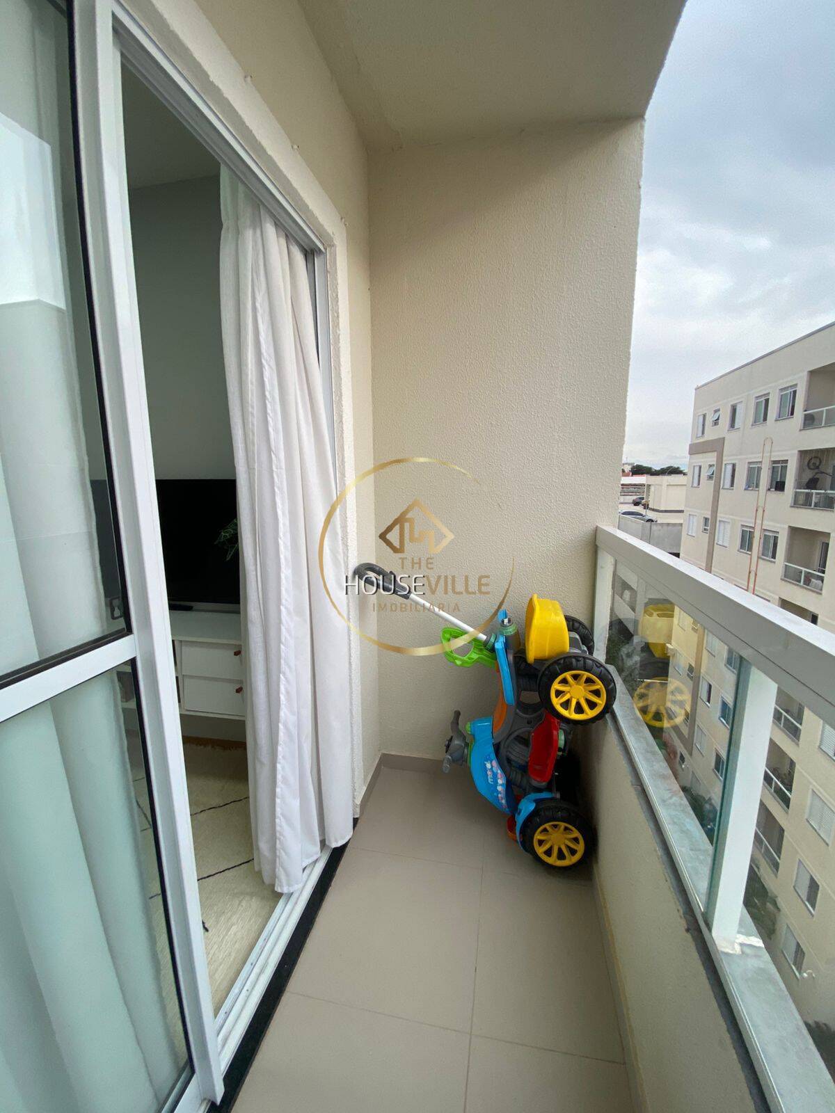 Apartamento à venda com 2 quartos, 46m² - Foto 3