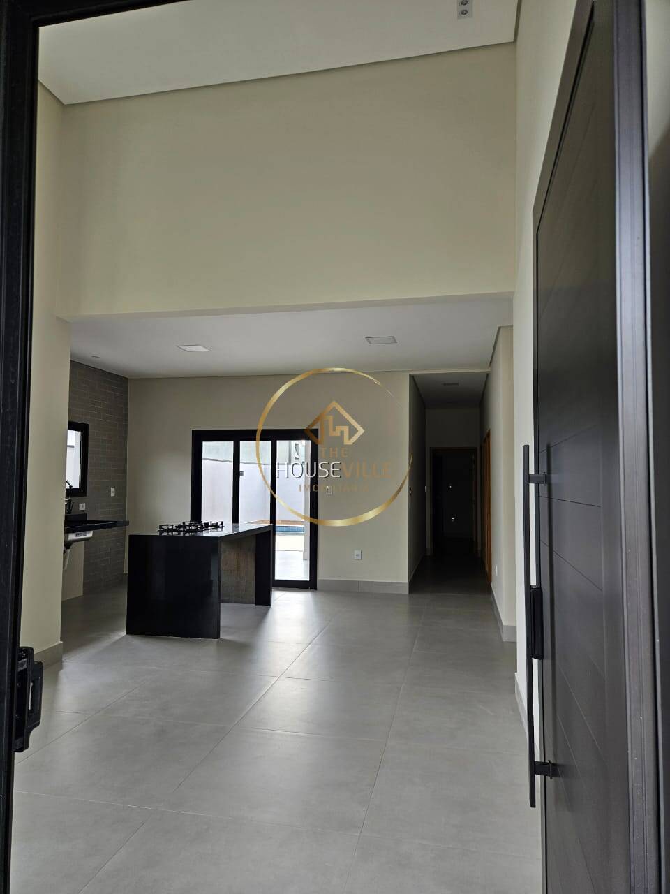 Casa à venda com 3 quartos, 150m² - Foto 2