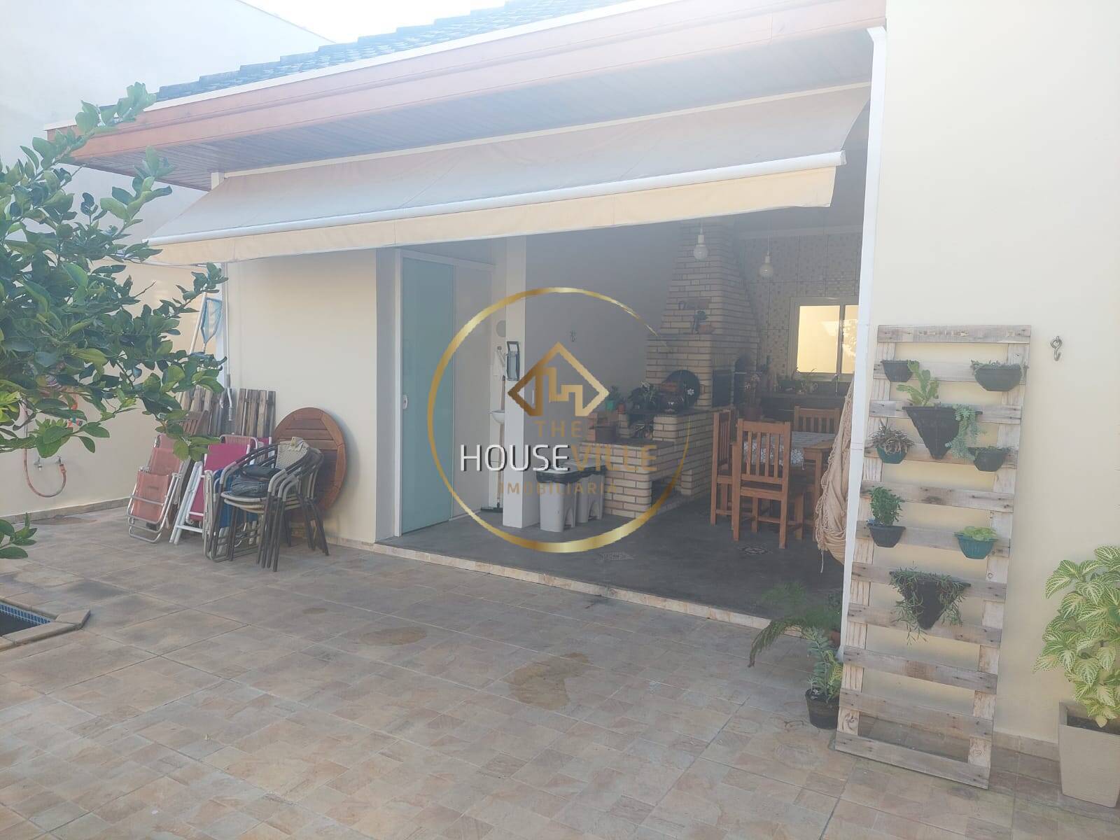 Casa à venda com 2 quartos, 215m² - Foto 11